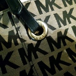 Large Michael Kors tote bag